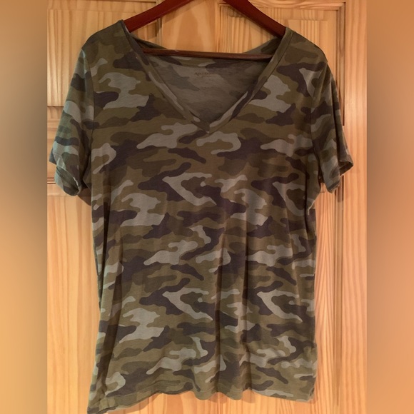 Camouflage t-shirt - Picture 1 of 3